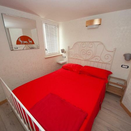 Daniela House 4 Villa Анцио Екстериор снимка